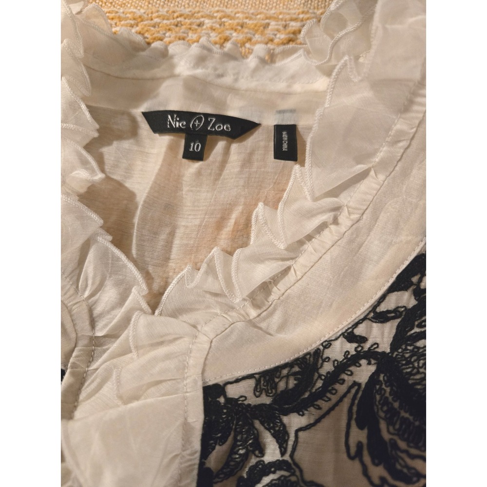 Nic + Zoe Womens Cream Lace Up Ruffle‎ Neck Bell Sleeve Embroidered Top Size 10 - Picture 4 of 6